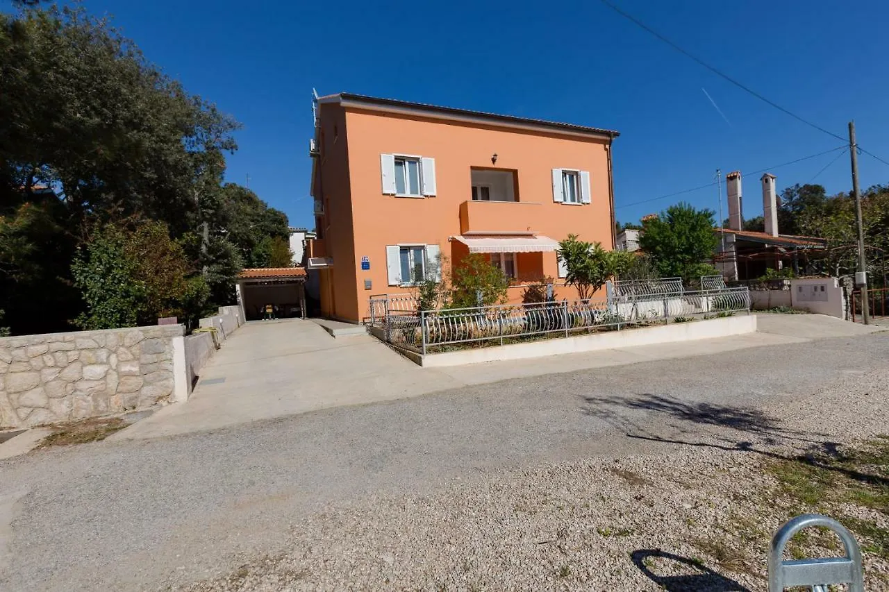 Apartmani Lakic Cunski 0*,  Croatia