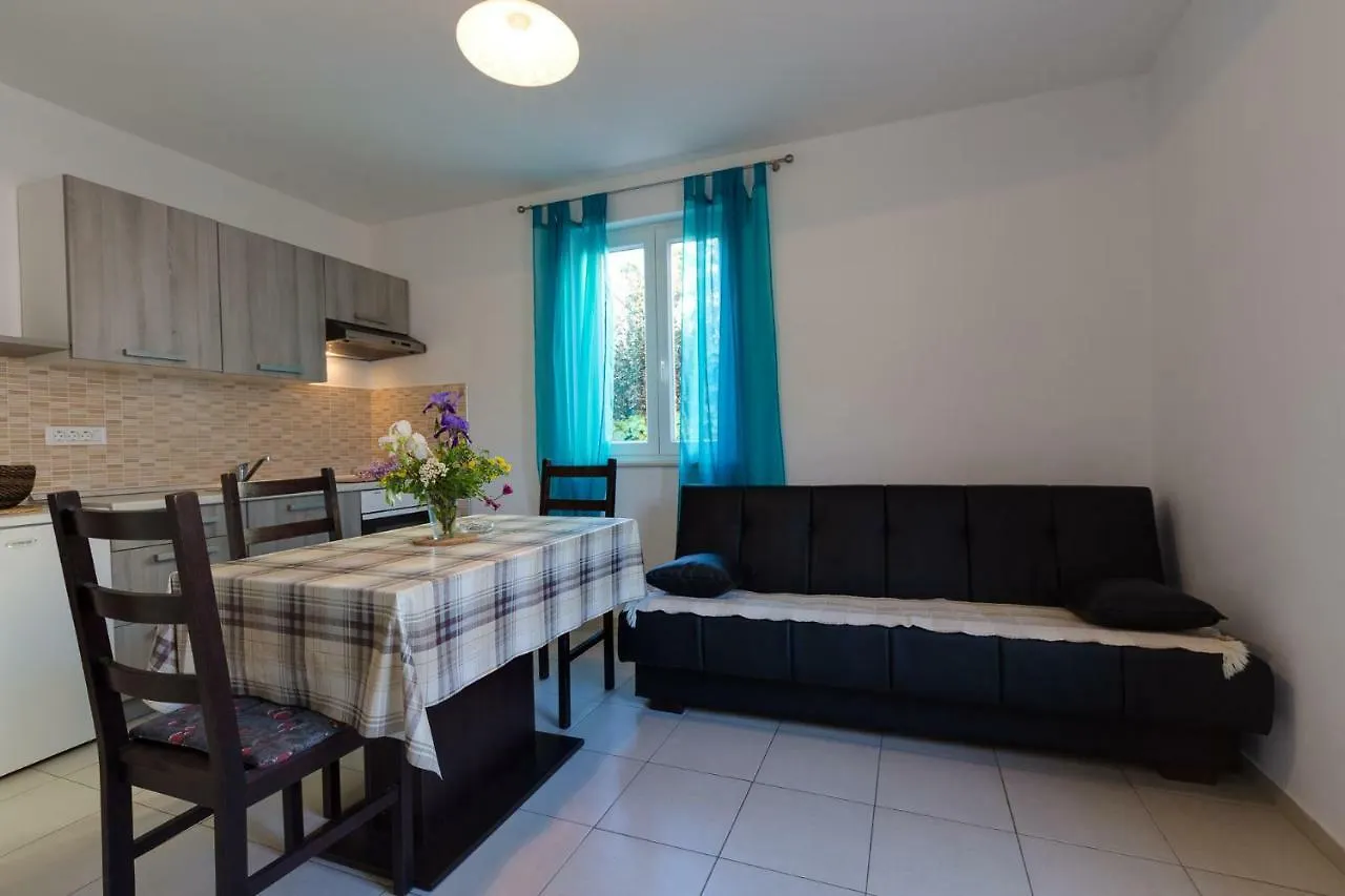 Apartment Apartmani Lakic Cunski Croatia