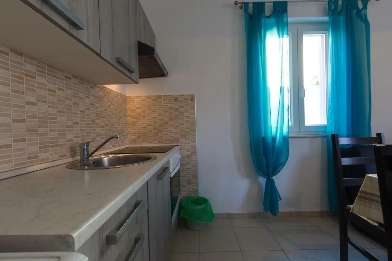 Apartmani Lakic Cunski Apartment